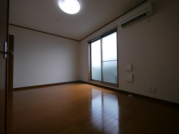 アムール プリエの物件内観写真